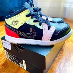 Jordan 1 Mid SE Glow in the dark toddler sneakers